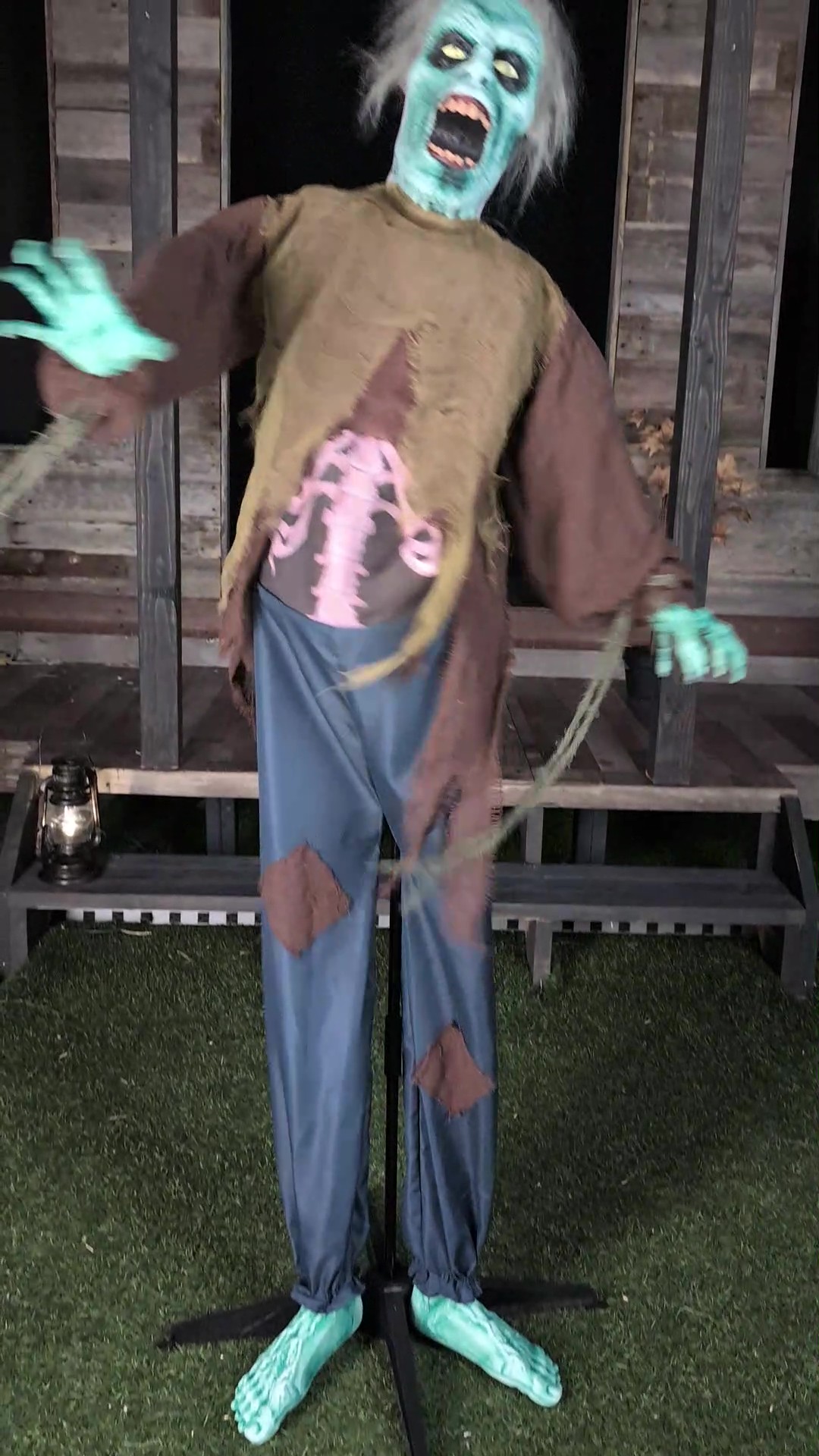 Spineless Stanley is anything but lifeless! This animatronic zombie might be missing a spine, but he’s full of horrifying movement and moaning sounds. With his eerie groans and unsettling wiggles, Stanley will send chills down the spine of anyone who dares walk past him.